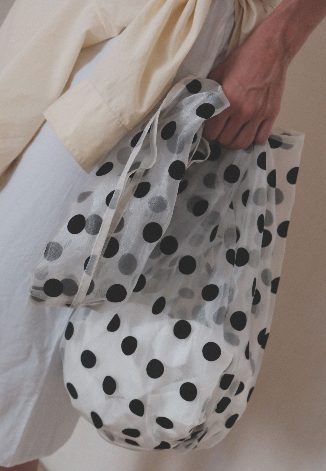 POLKA DOT SHOULDER TOTE