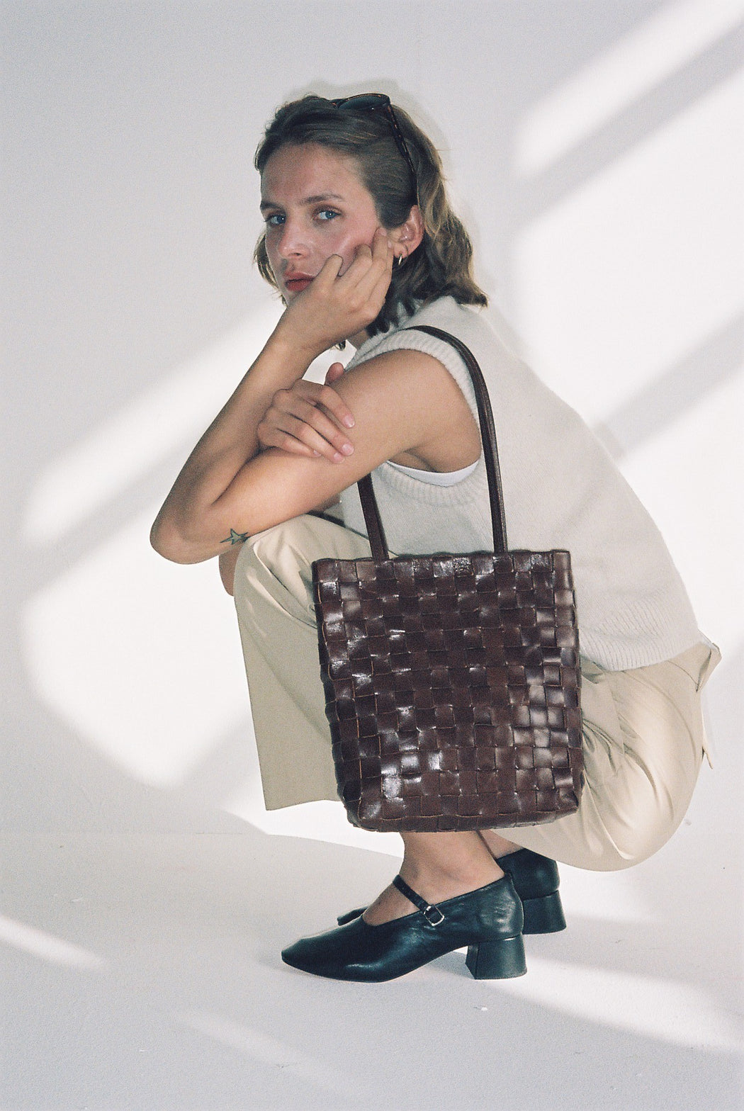 Shaker Bag — Walnut — Narrow Weave