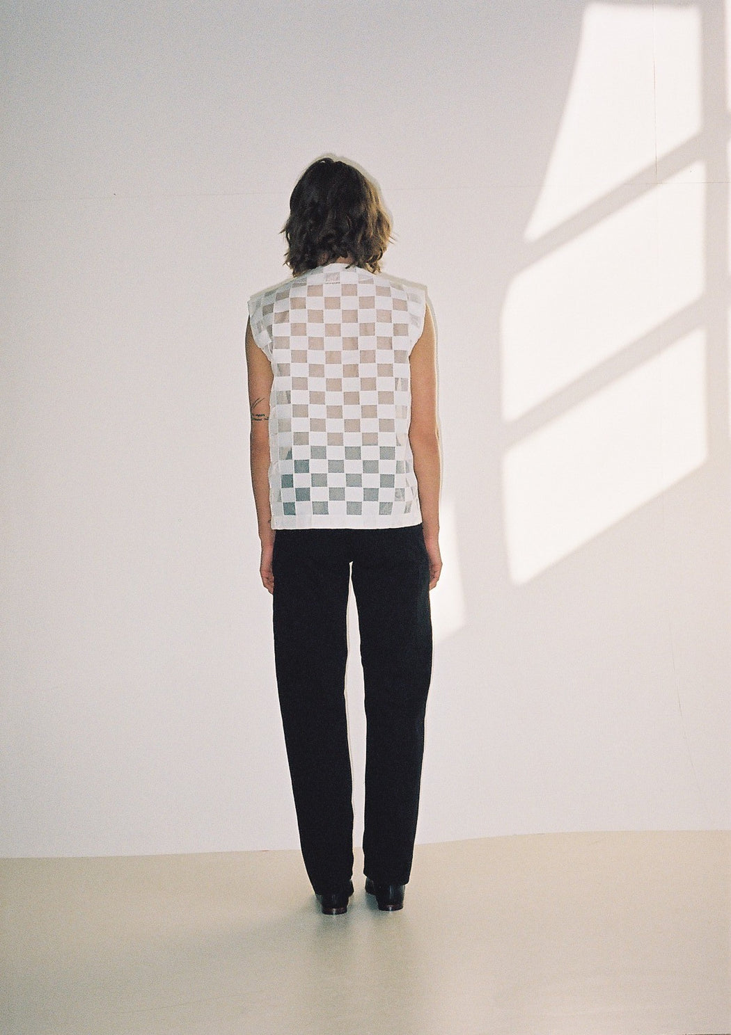 CHECKED VEST — WHITE