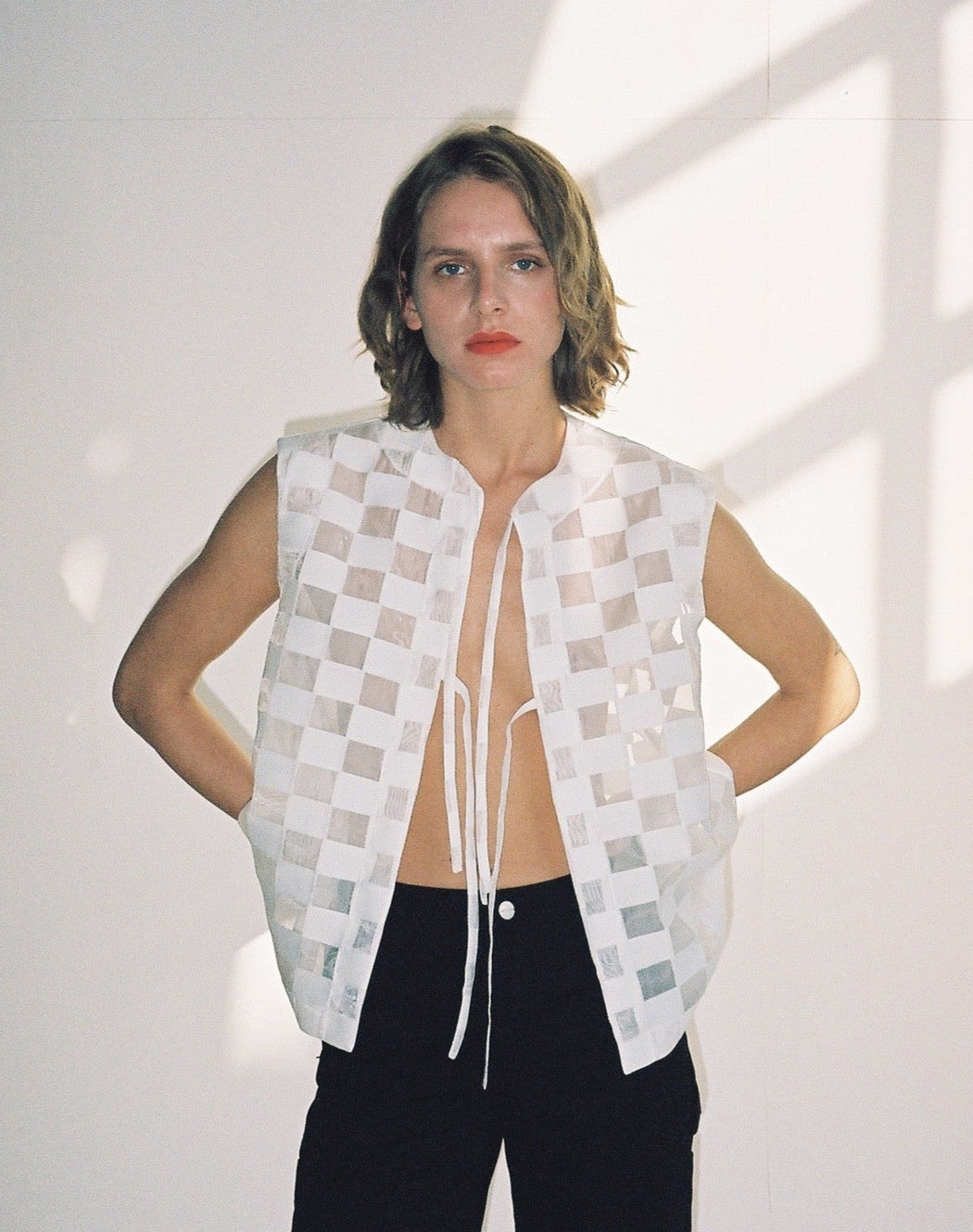 CHECKED VEST — WHITE