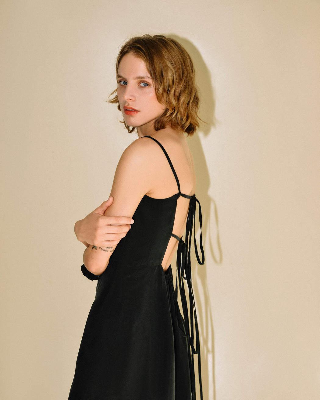 IVY DRESS — BLACK