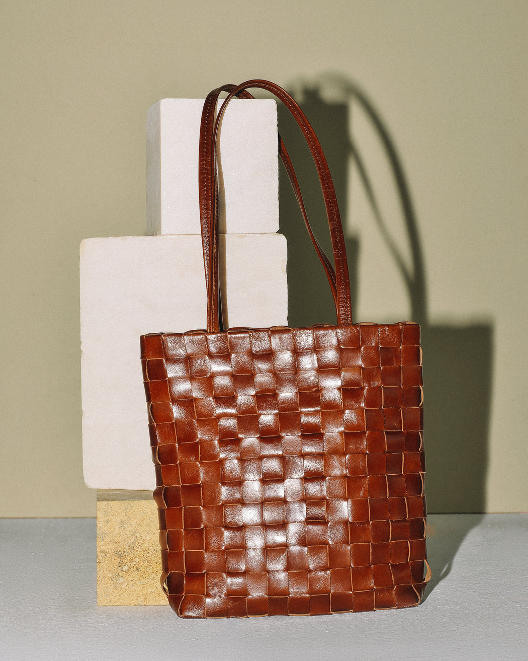 Shaker Bag — Walnut — Narrow Weave