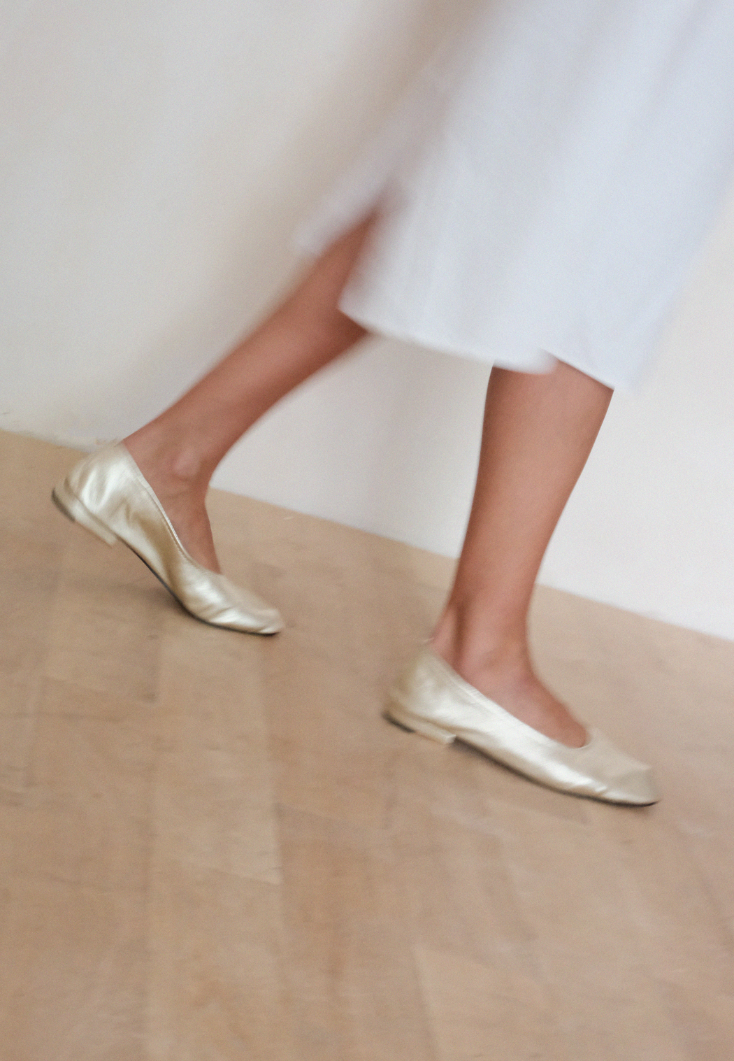 MARGOT FLATS | Gold